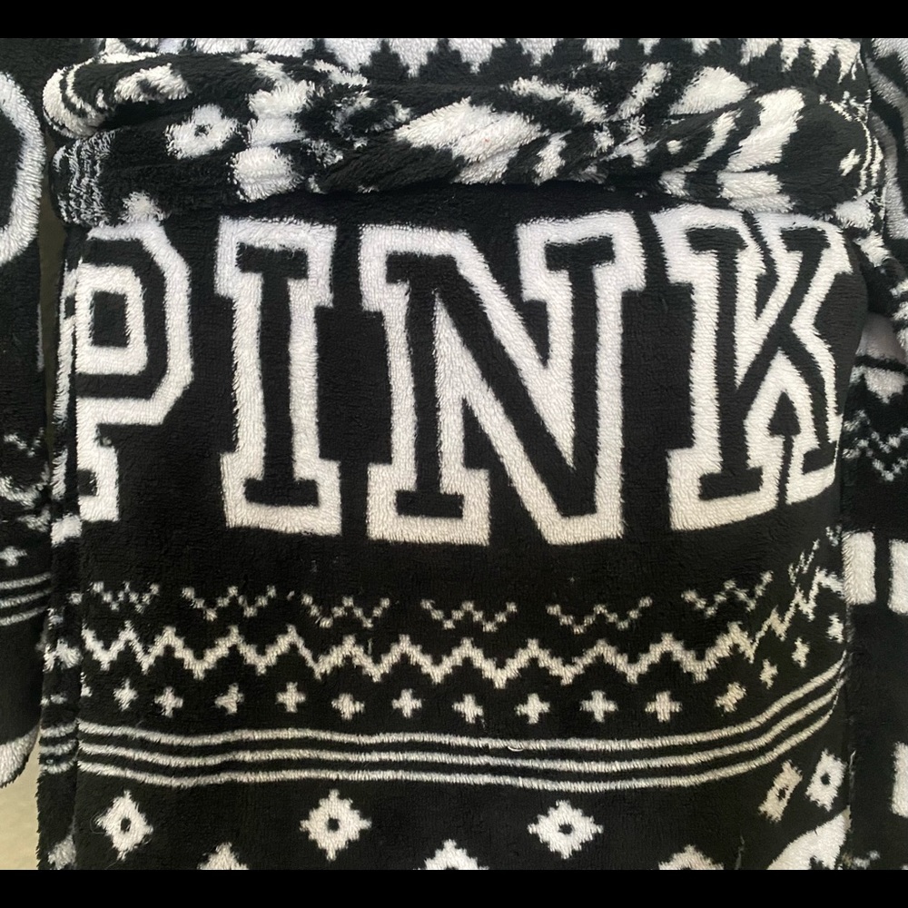 VS PINK Snowflake Robe M/L - Picture 4 of 9
